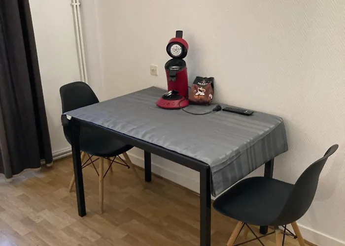 Cosy Proche Gare Апартаменты Рюффек